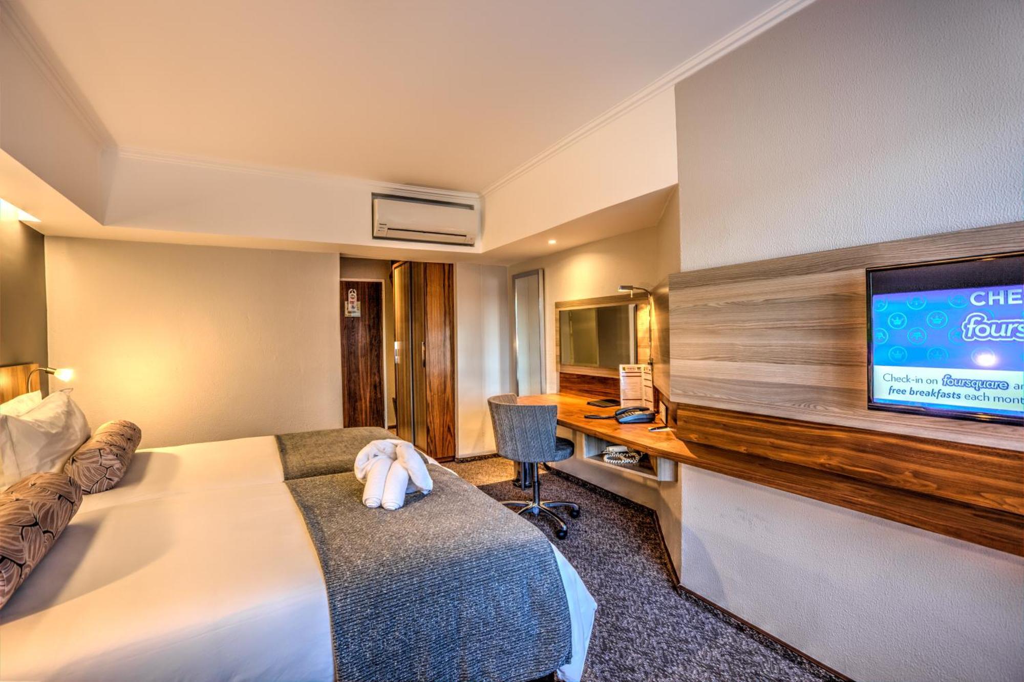 City Lodge Hotel Bloemfontein Room photo